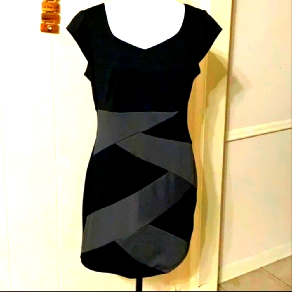 Asymmetric style black and gray dress